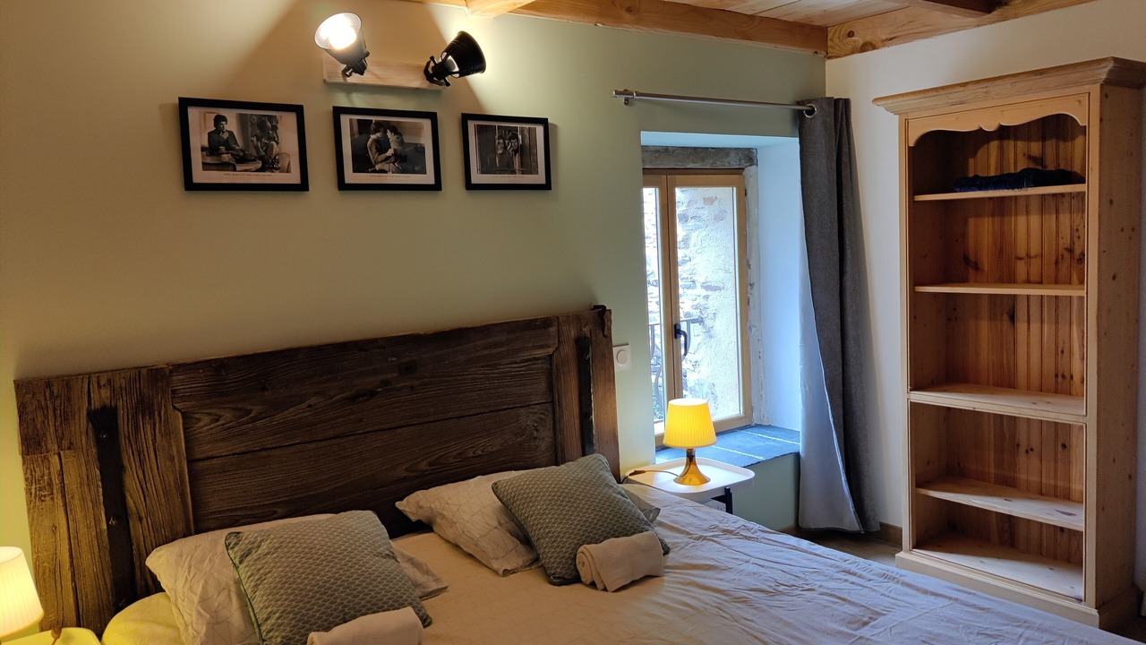 Photo of Bedroom in Barre-des-Cevennes