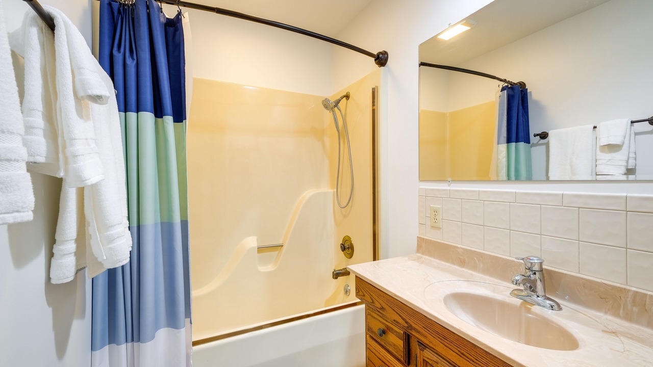 Photo of Bathroom in Cadillac