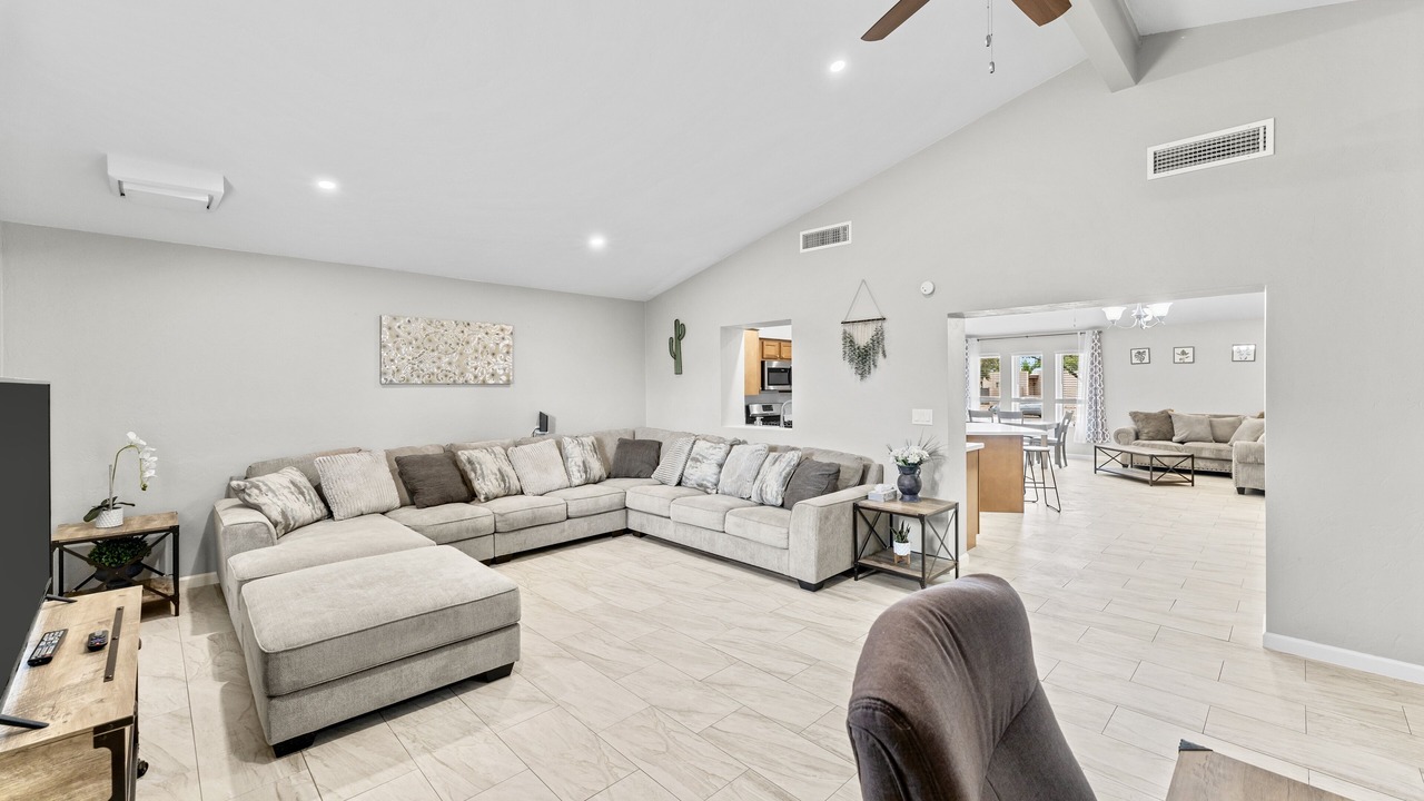 Photo of Livingroom in Sierra Vista