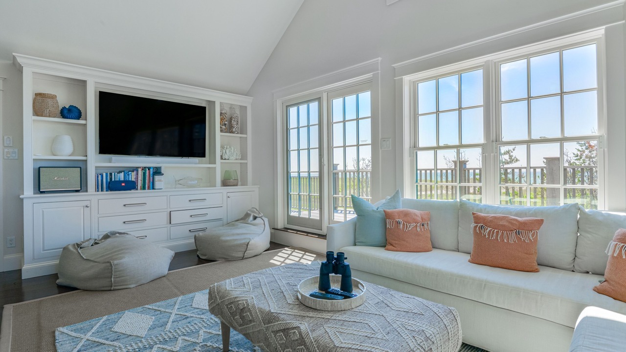 Photo of Livingroom in Madaket