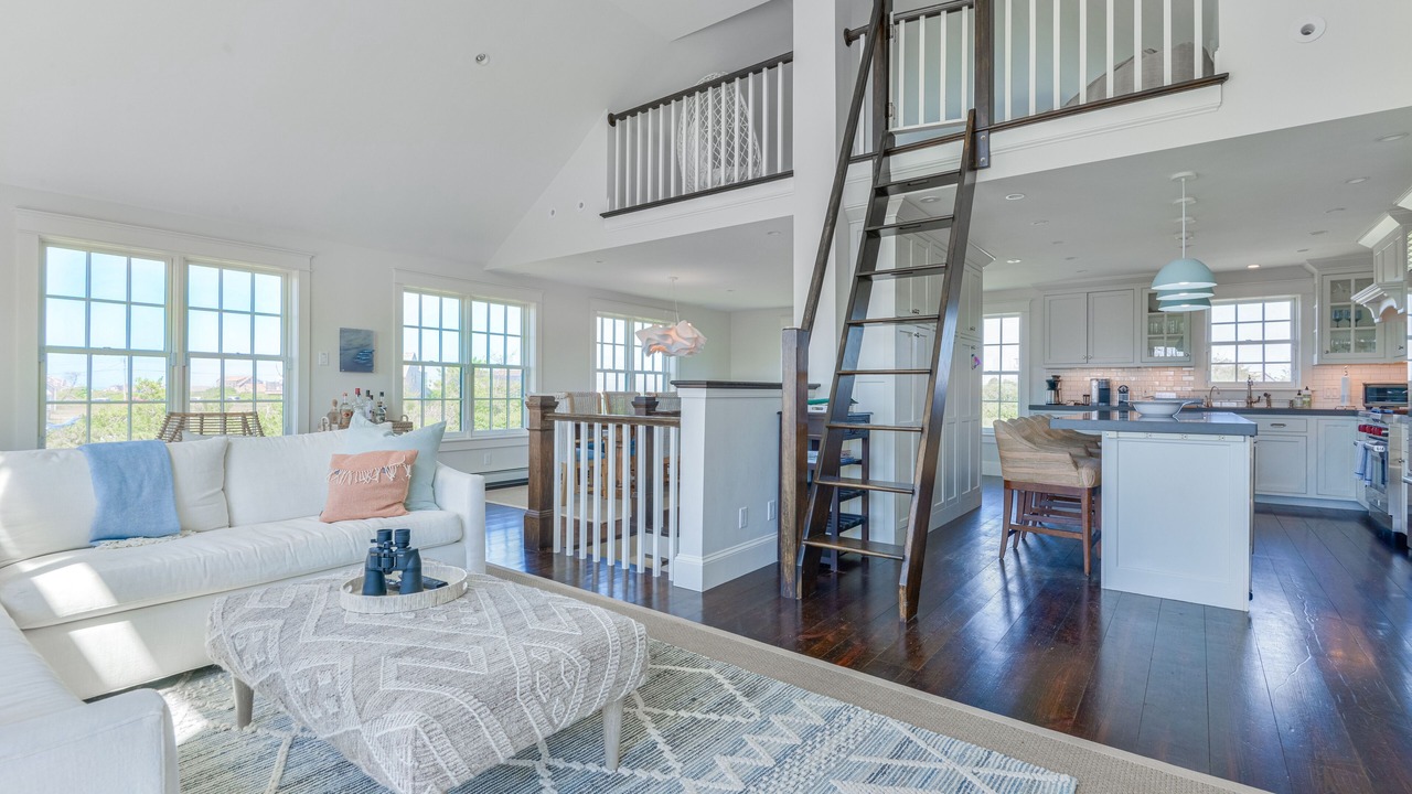 Photo of Livingroom in Madaket