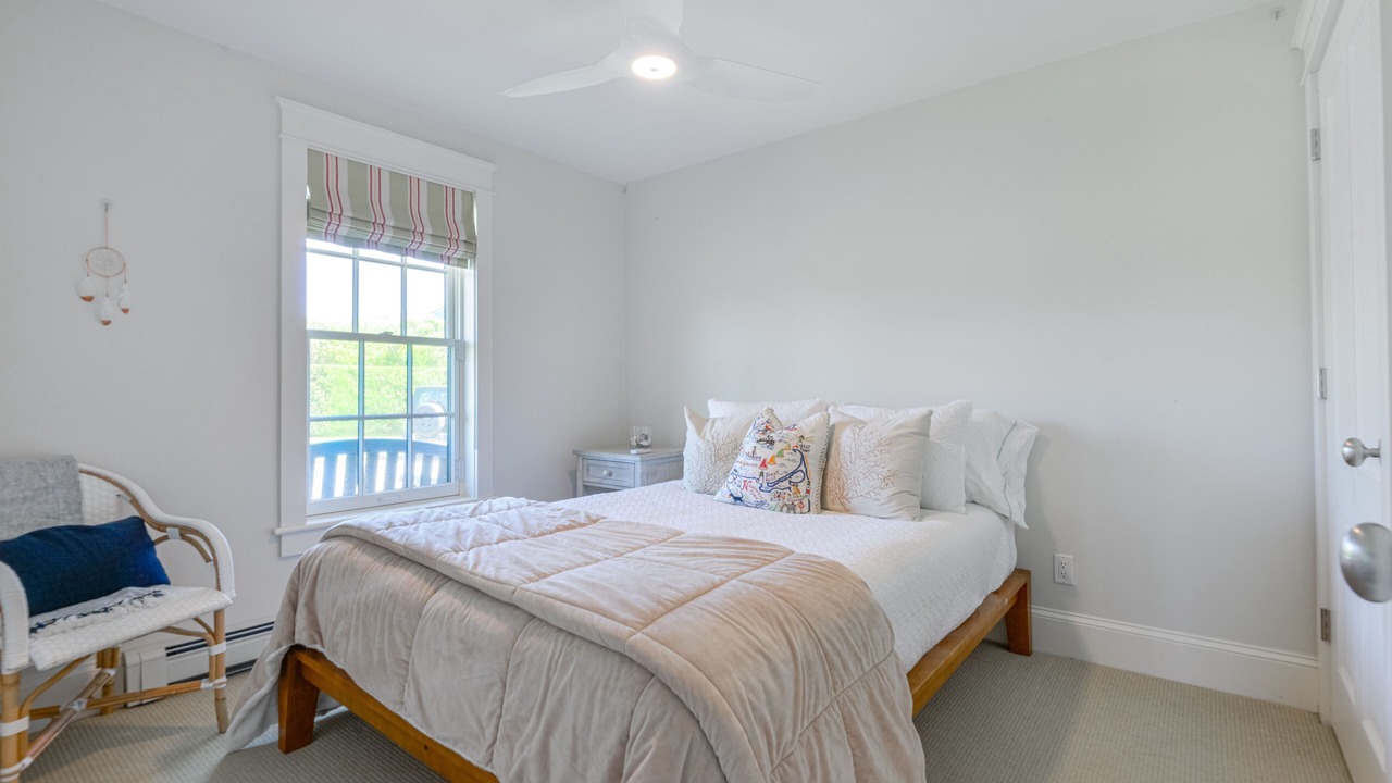 Photo of Bedroom in Madaket