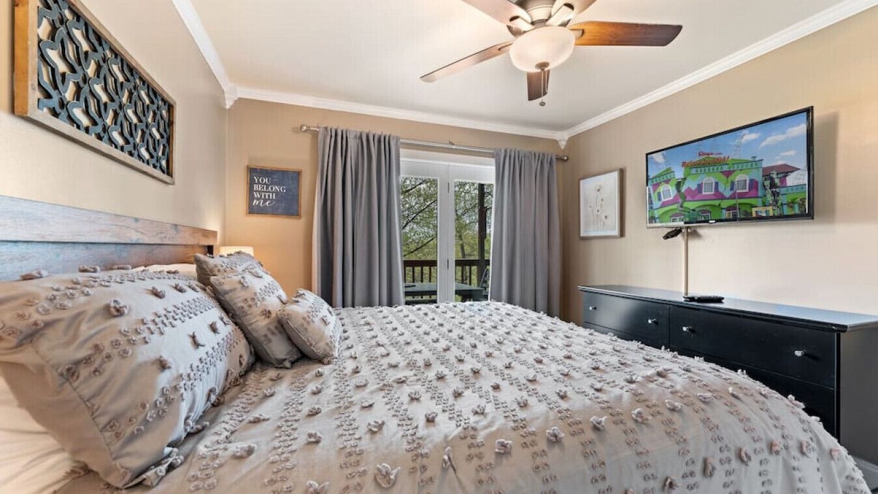 Photo of Bedroom in Notch Estates