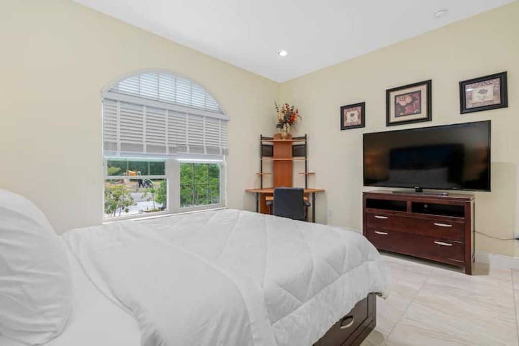 Photo of Bedroom in Egypt Lake-Leto