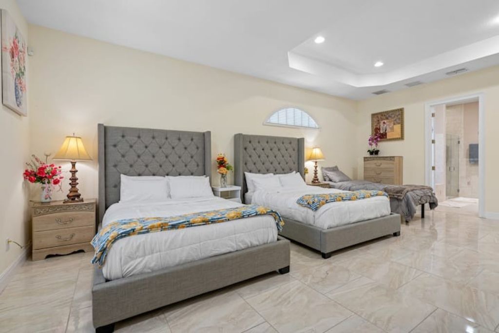 Photo of Bedroom in Egypt Lake-Leto