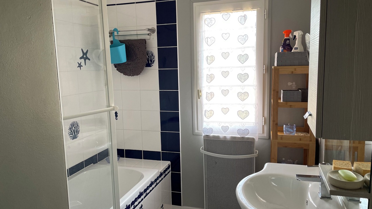 Photo of Bathroom in Aniane