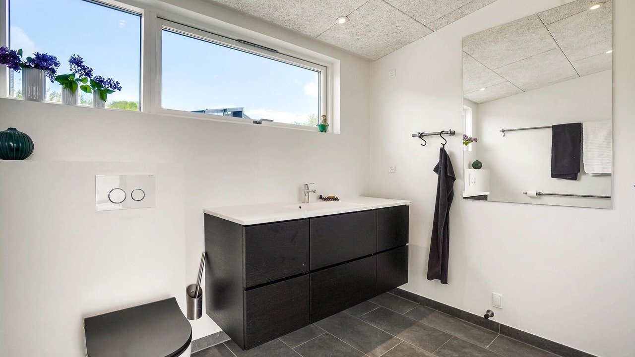 Photo of Bathroom in Aabenraa