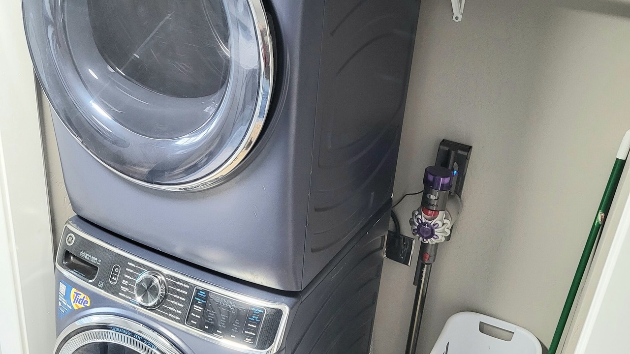 Photo of Others in Salmon