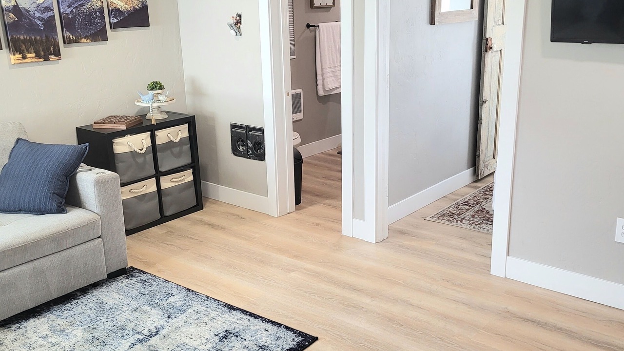 Photo of Others in Salmon