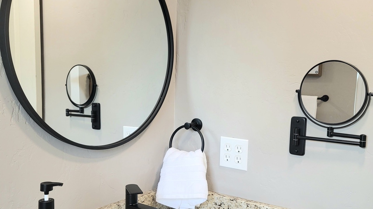 Photo of Bathroom in Salmon