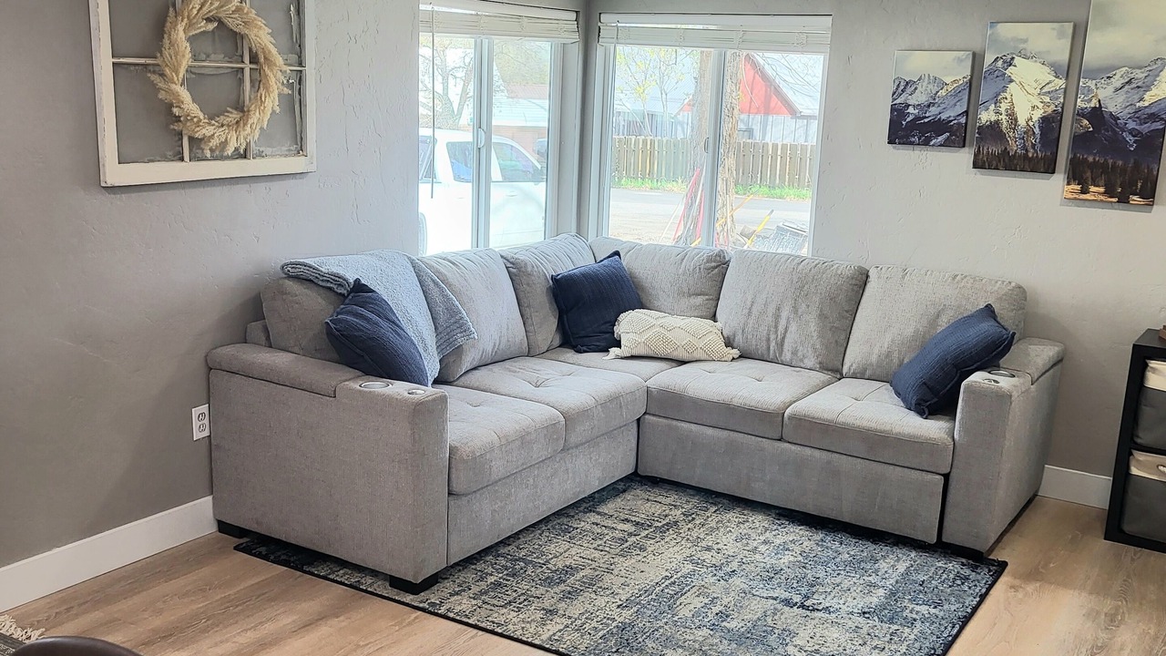 Photo of Livingroom in Salmon