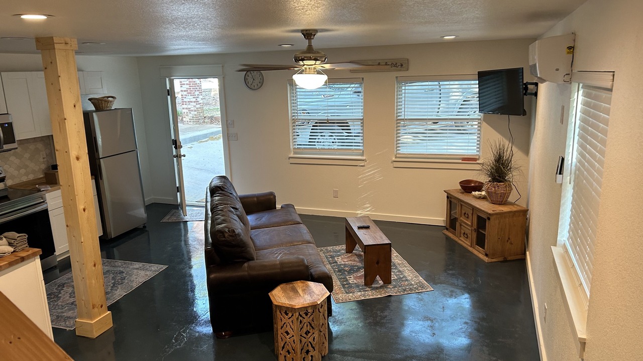 Photo of Livingroom in Sperry