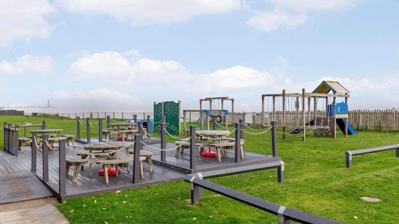 Photo of Others in Corton