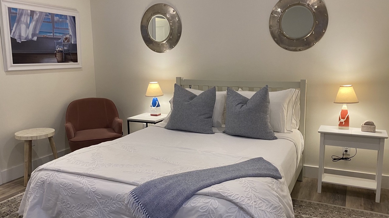 Photo of Bedroom in West of Town