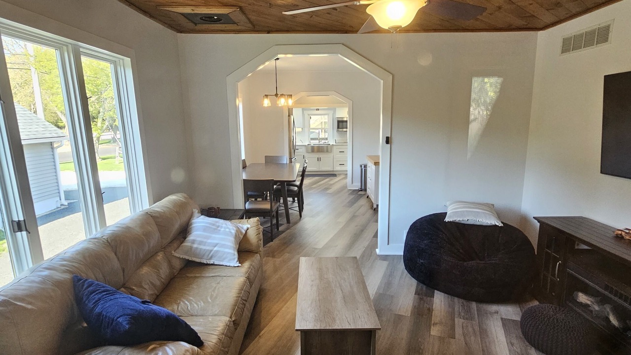 Photo of Livingroom in Port Republic