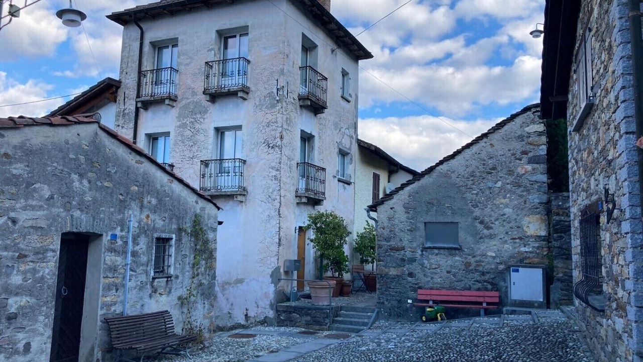 Photo of Outdoor in Vira