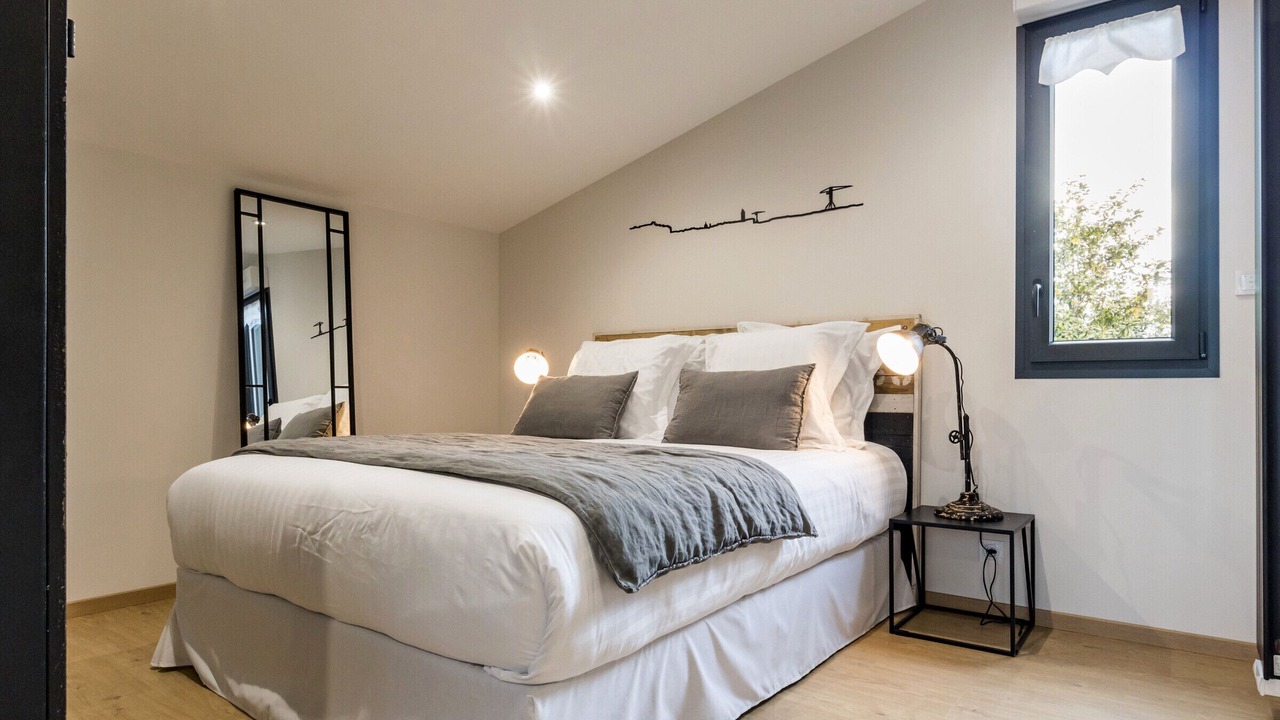 Photo of Bedroom in Chateau-Thebaud