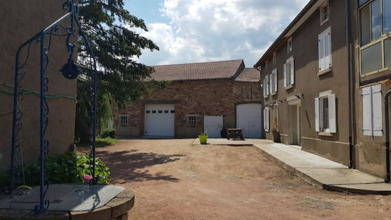 Photo of Outdoor in Saint-Jean-Saint-Maurice-sur-Loire