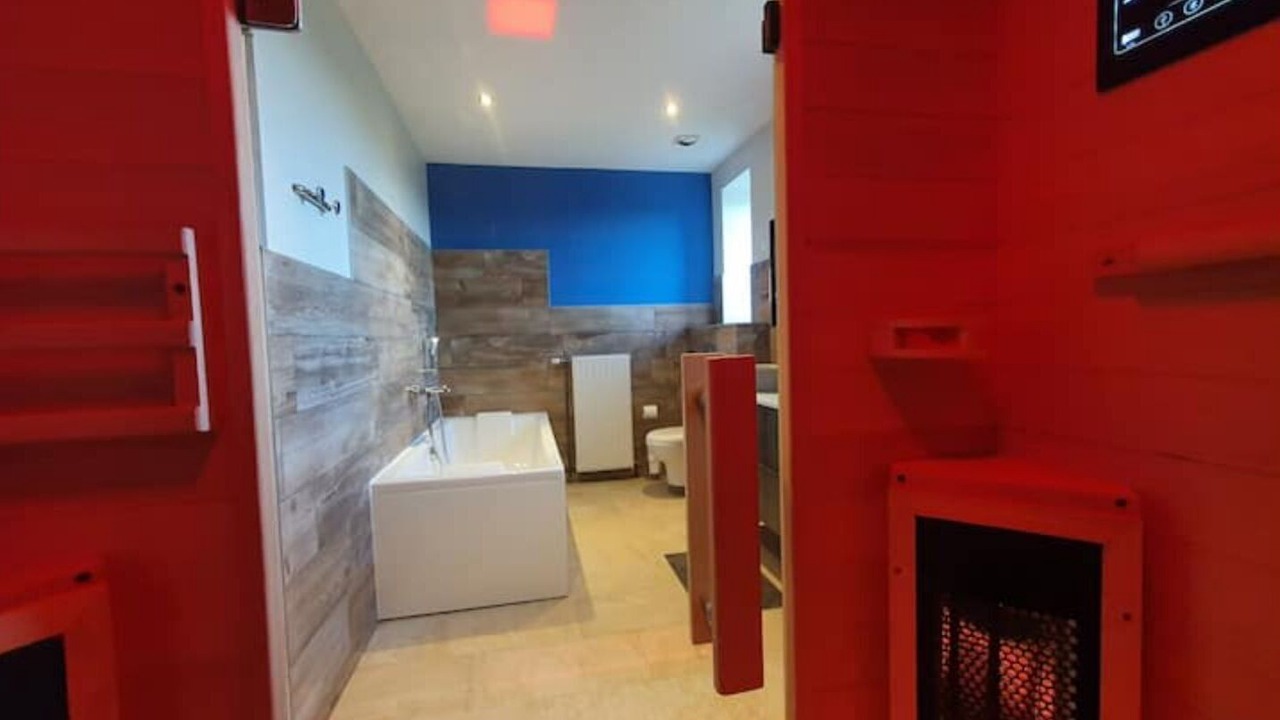 Photo of Bathroom in Saint-Jean-Saint-Maurice-sur-Loire