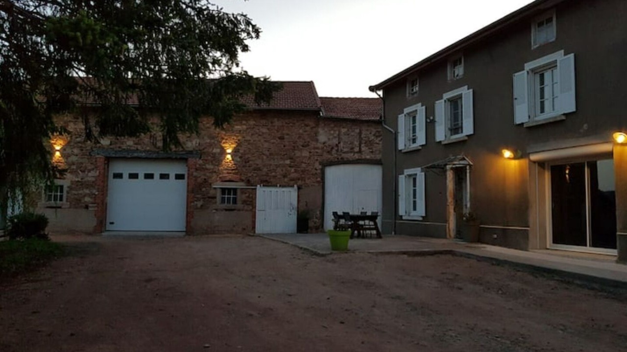 Photo of Outdoor in Saint-Jean-Saint-Maurice-sur-Loire