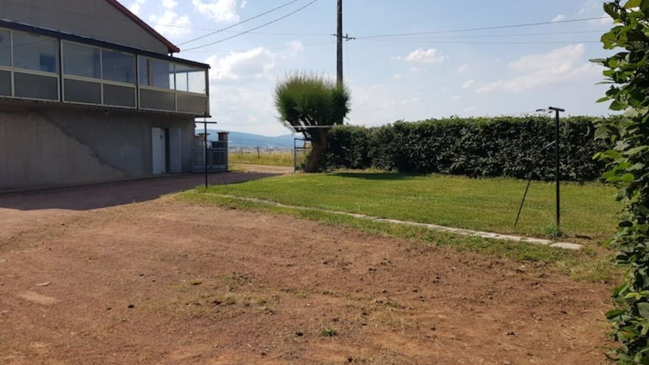 Photo of Outdoor in Saint-Jean-Saint-Maurice-sur-Loire