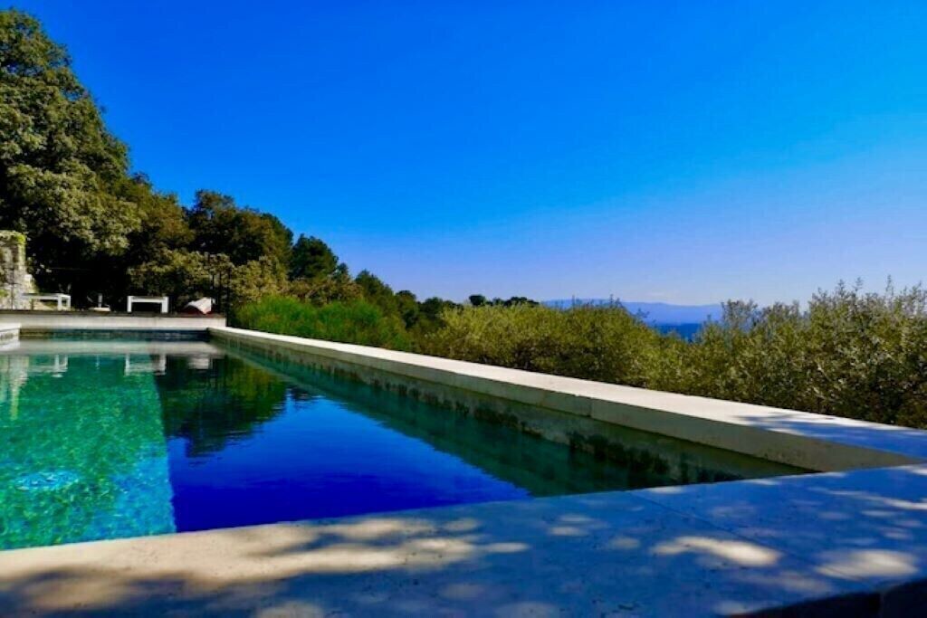 Photo of Outdoor in Saint-Restitut