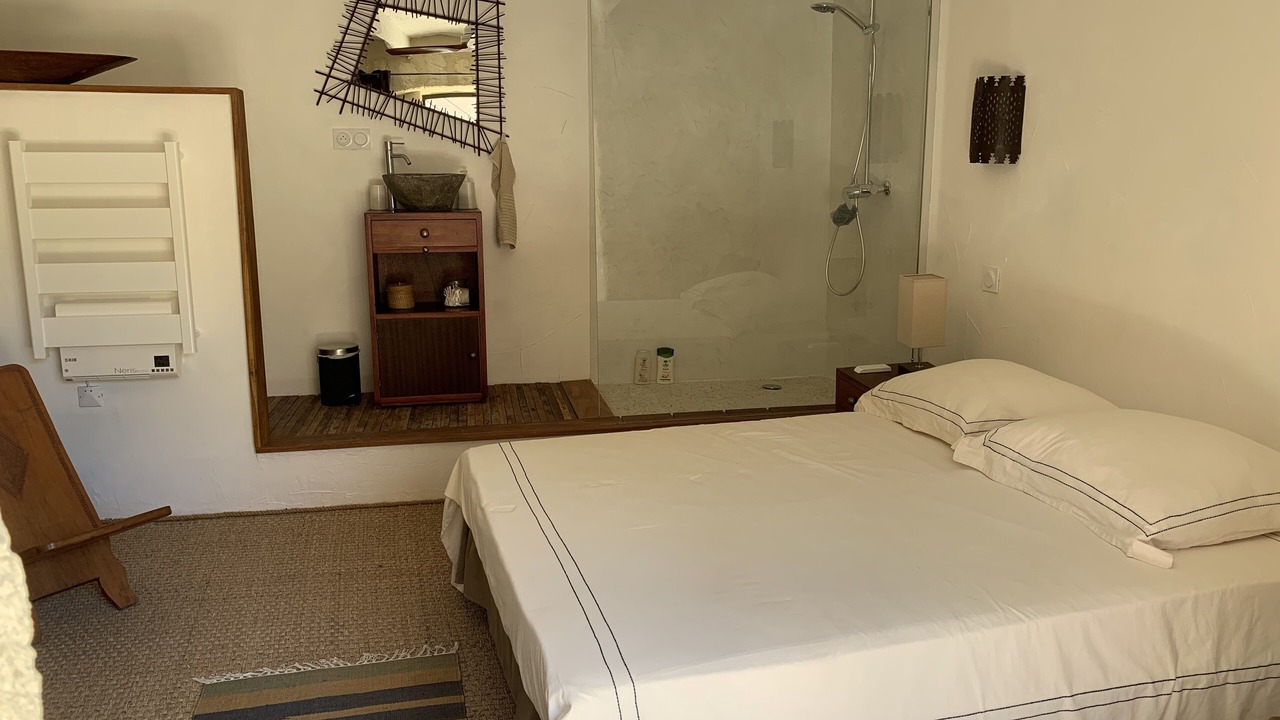 Photo of Bedroom in Saint-Genies-des-Mourgues