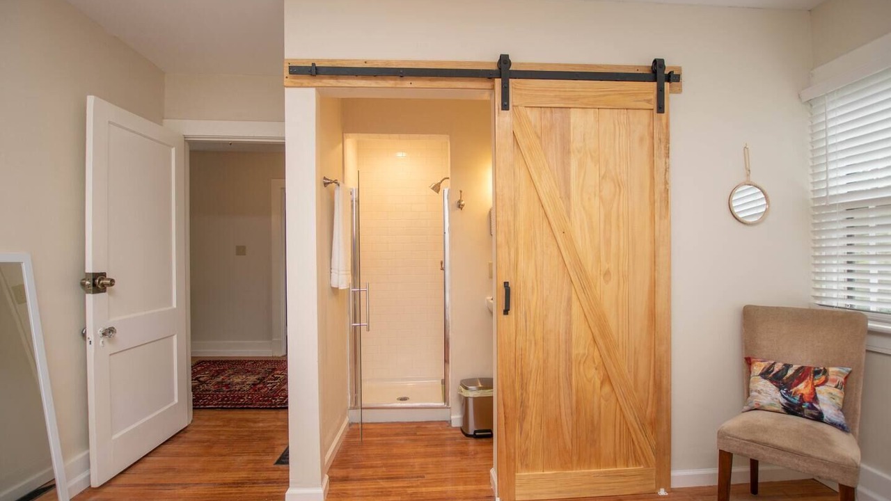 Photo of Bedroom in Crescent Hill