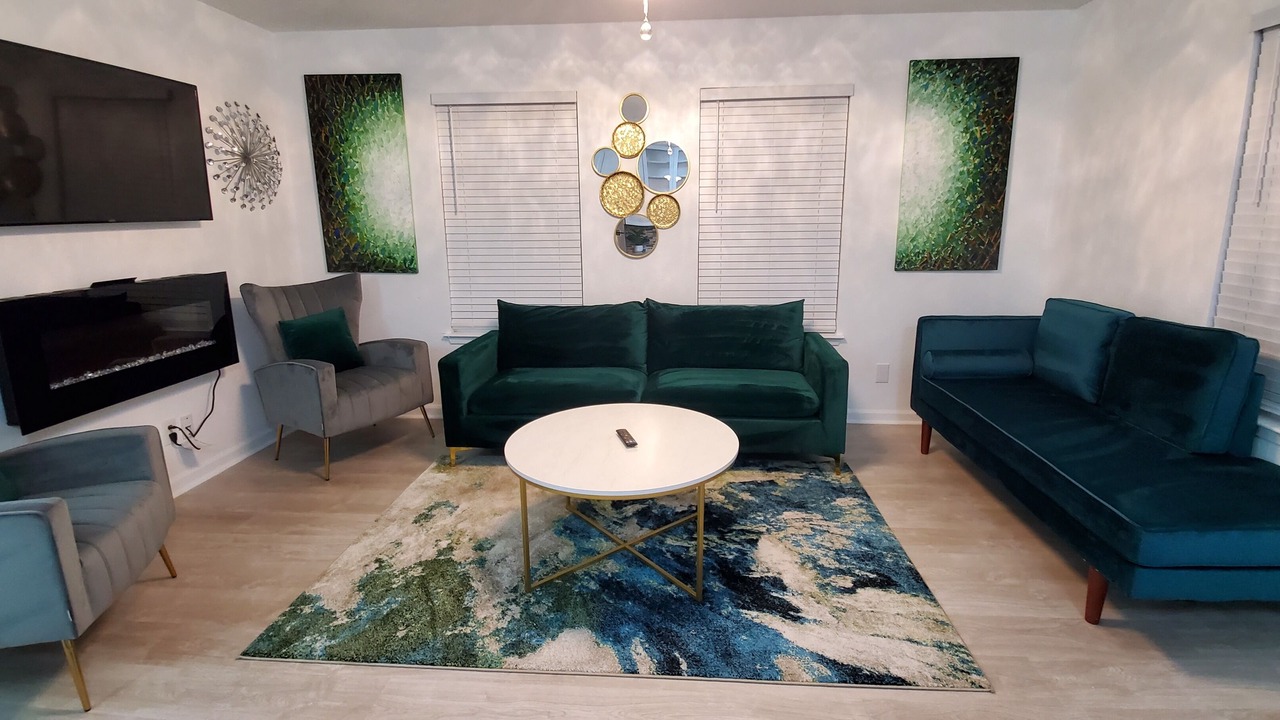 Photo of Livingroom in East MLK
