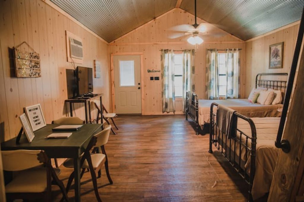 Photo of Bedroom in Ellisville