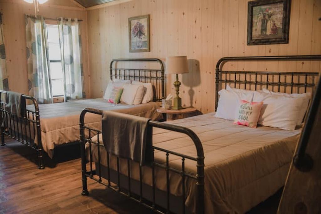 Photo of Bedroom in Ellisville