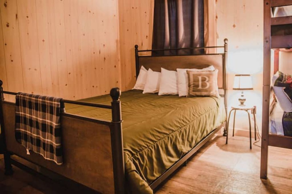 Photo of Bedroom in Ellisville