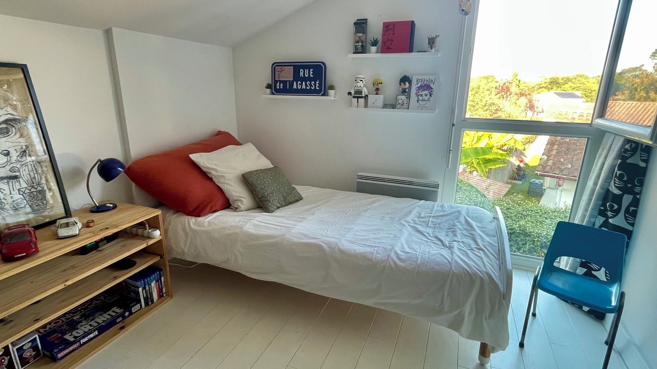 Photo of Bedroom in Saint-Vincent-de-Tyrosse