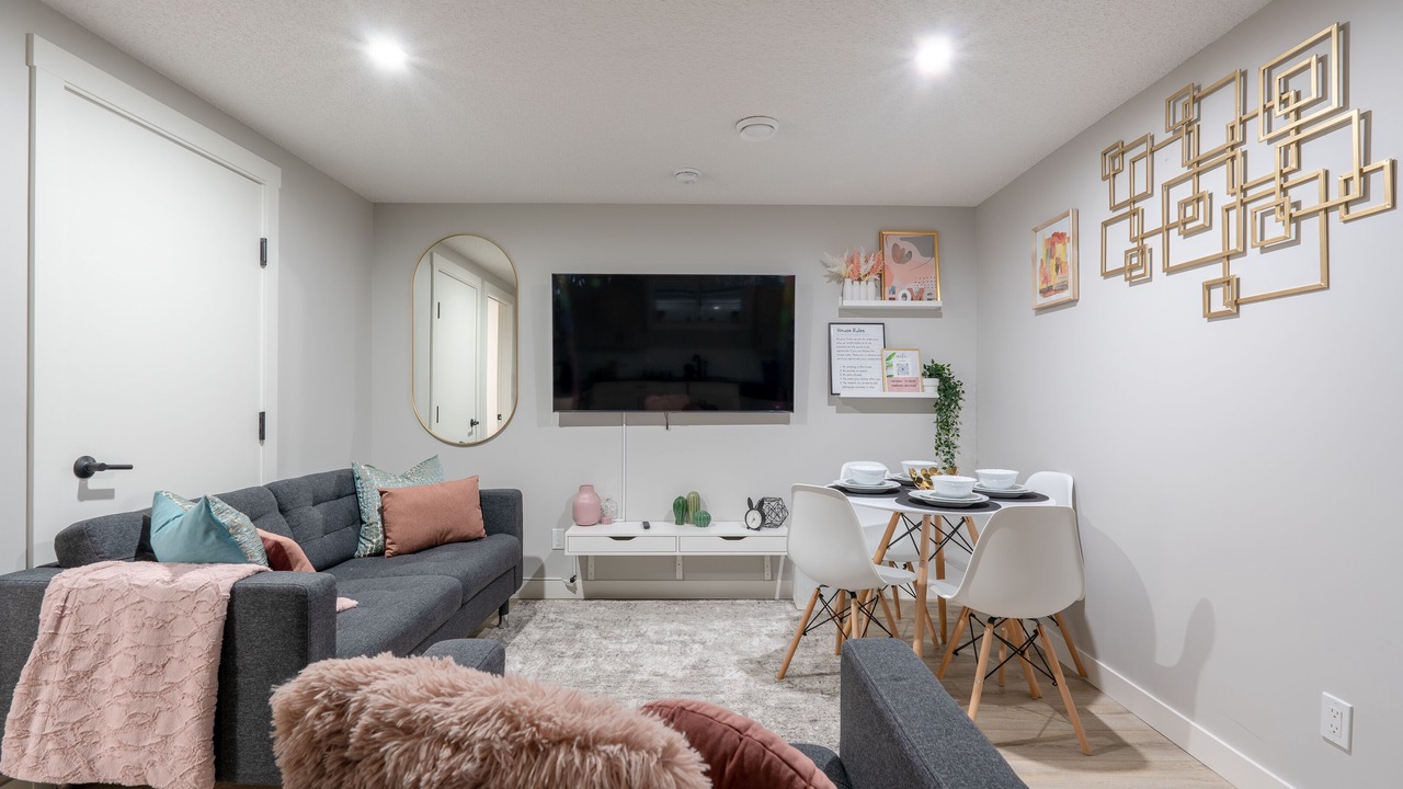 Photo of Livingroom in Southeast Calgary