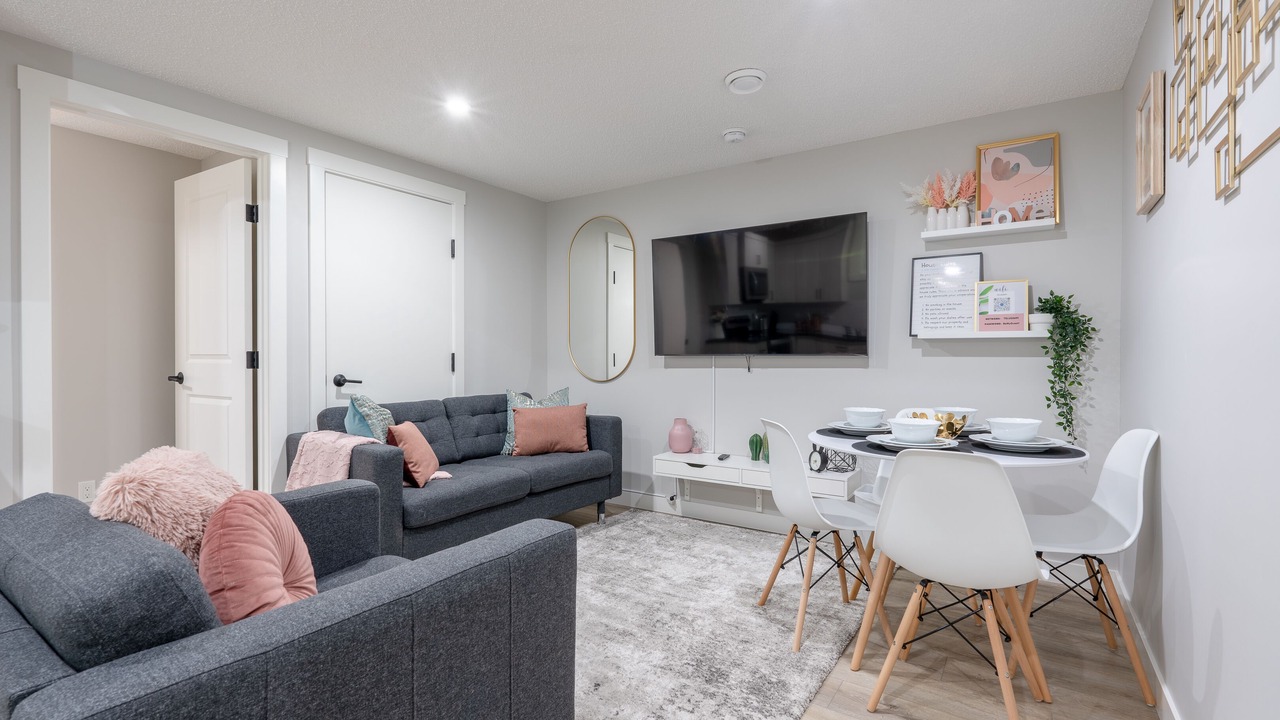 Photo of Livingroom in Southeast Calgary