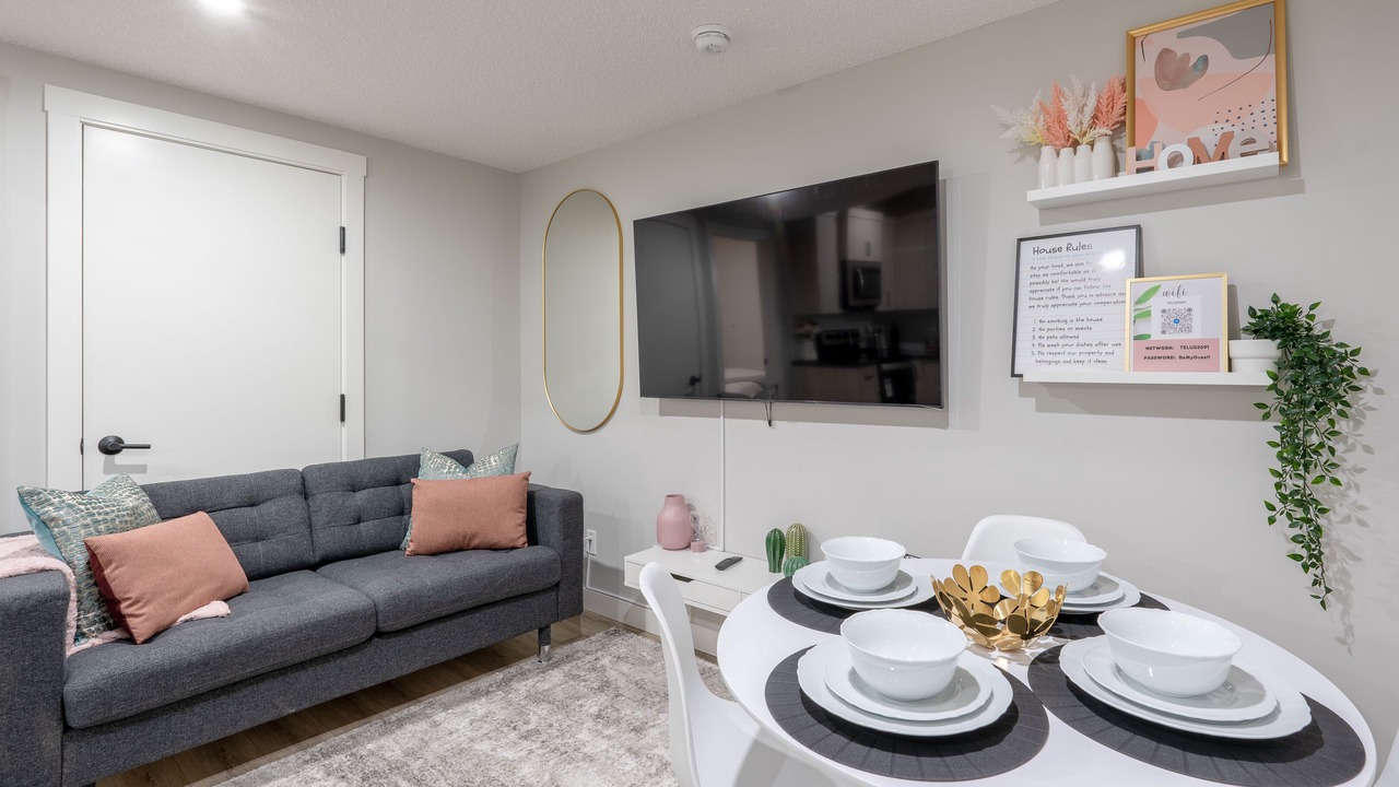 Photo of Livingroom in Southeast Calgary