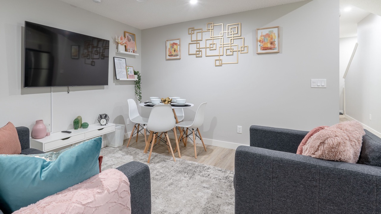 Photo of Livingroom in Southeast Calgary