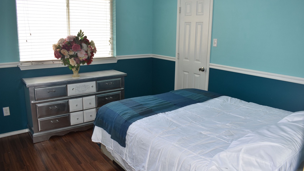 Photo of Bedroom in Ederville