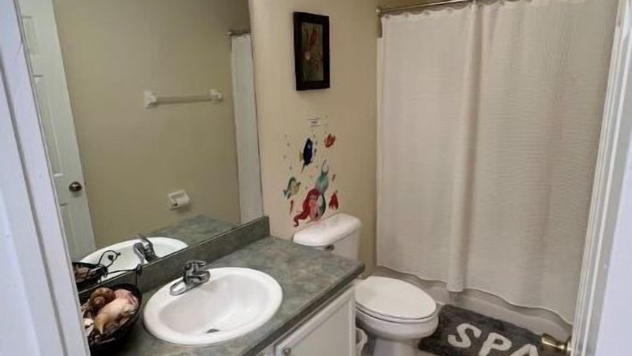 Photo of Bathroom in Lake Wilson Preserve