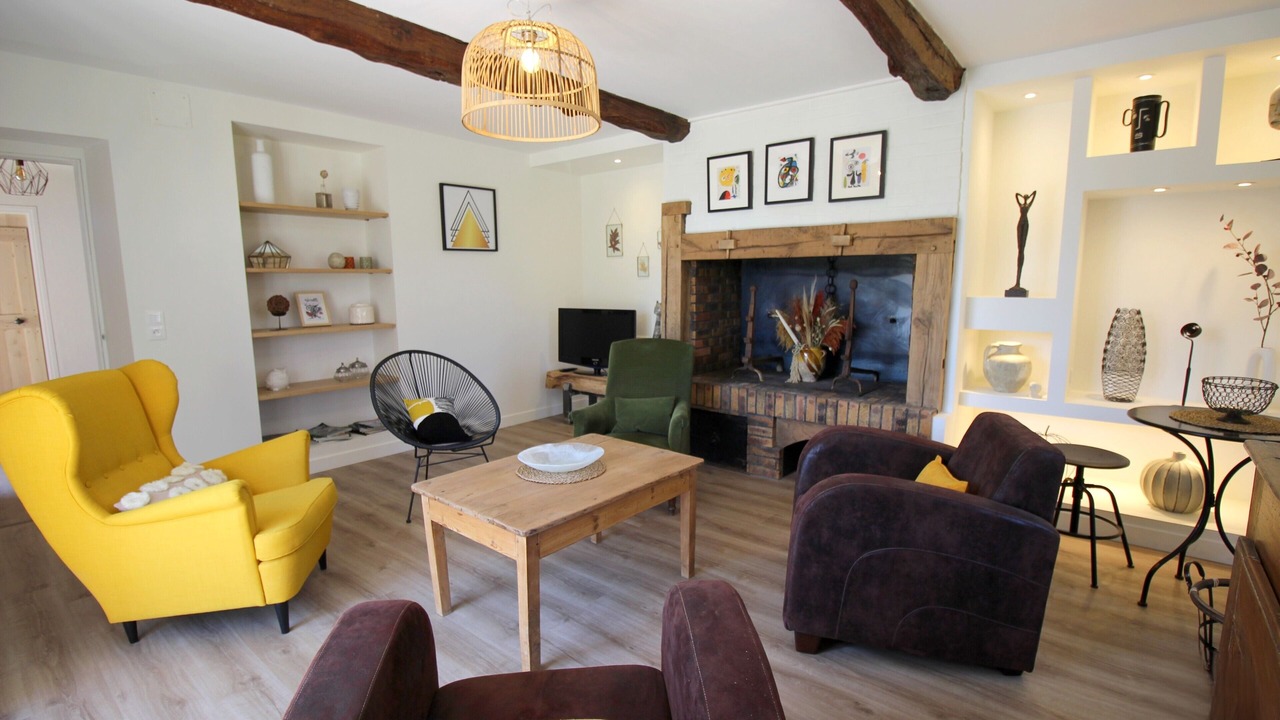 Photo of Livingroom in Troncens