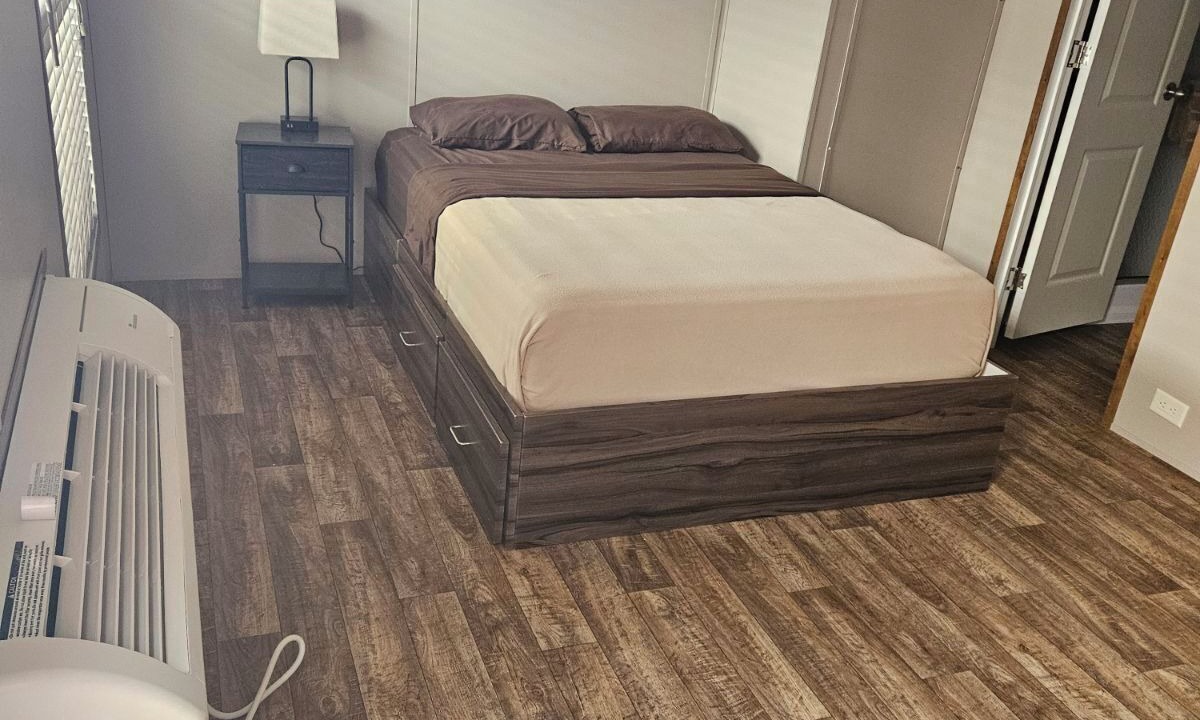 Photo of Bedroom in Crystal City