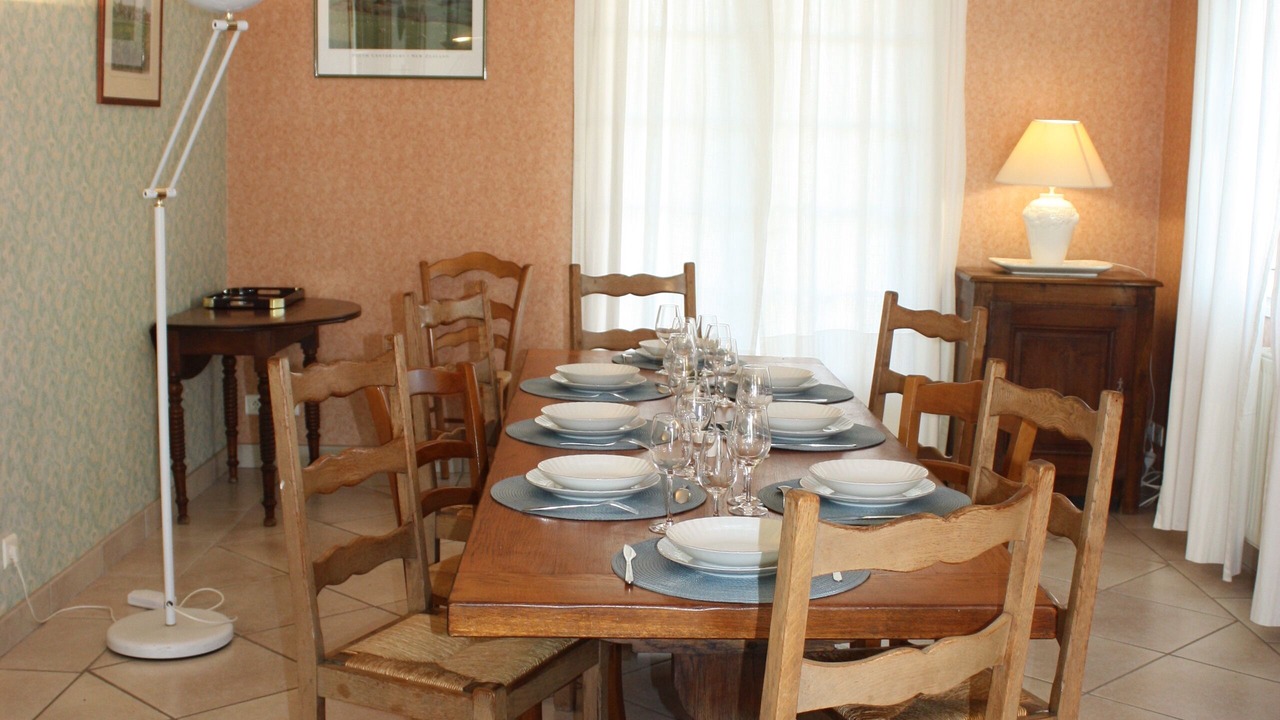 Photo of Others in Meursault