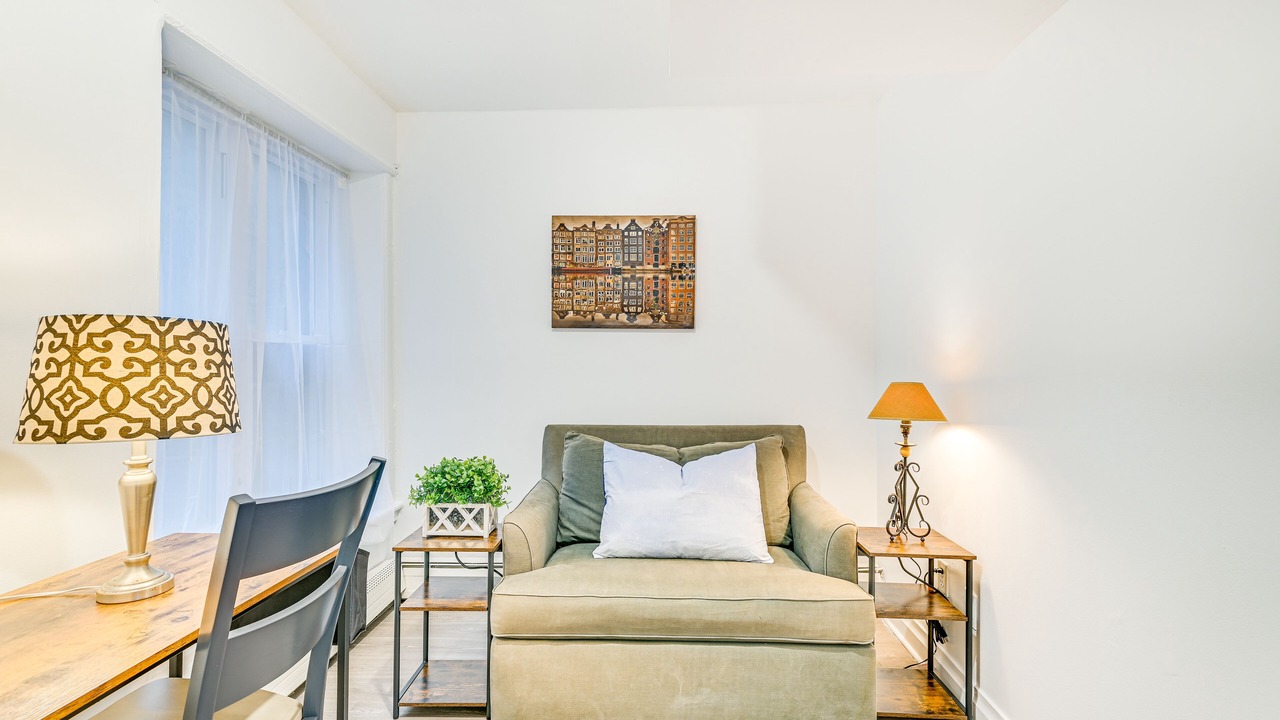 Photo of Livingroom in Albany