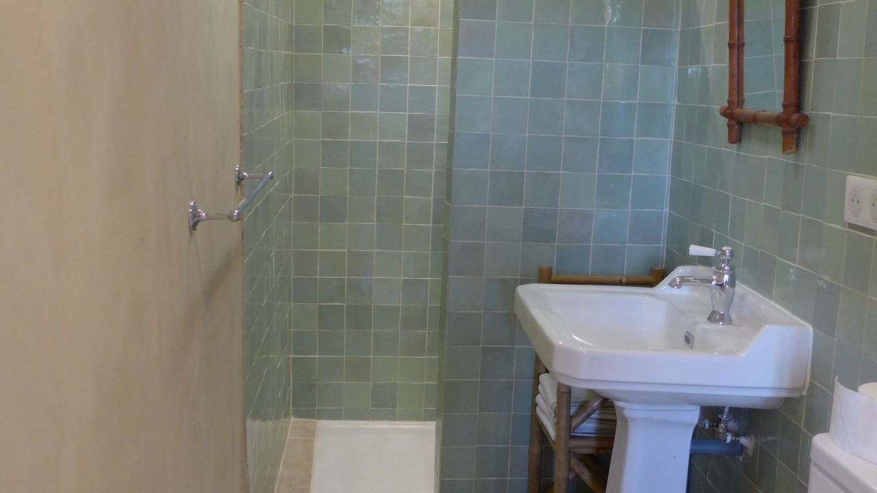 Photo of Bathroom in Saignon