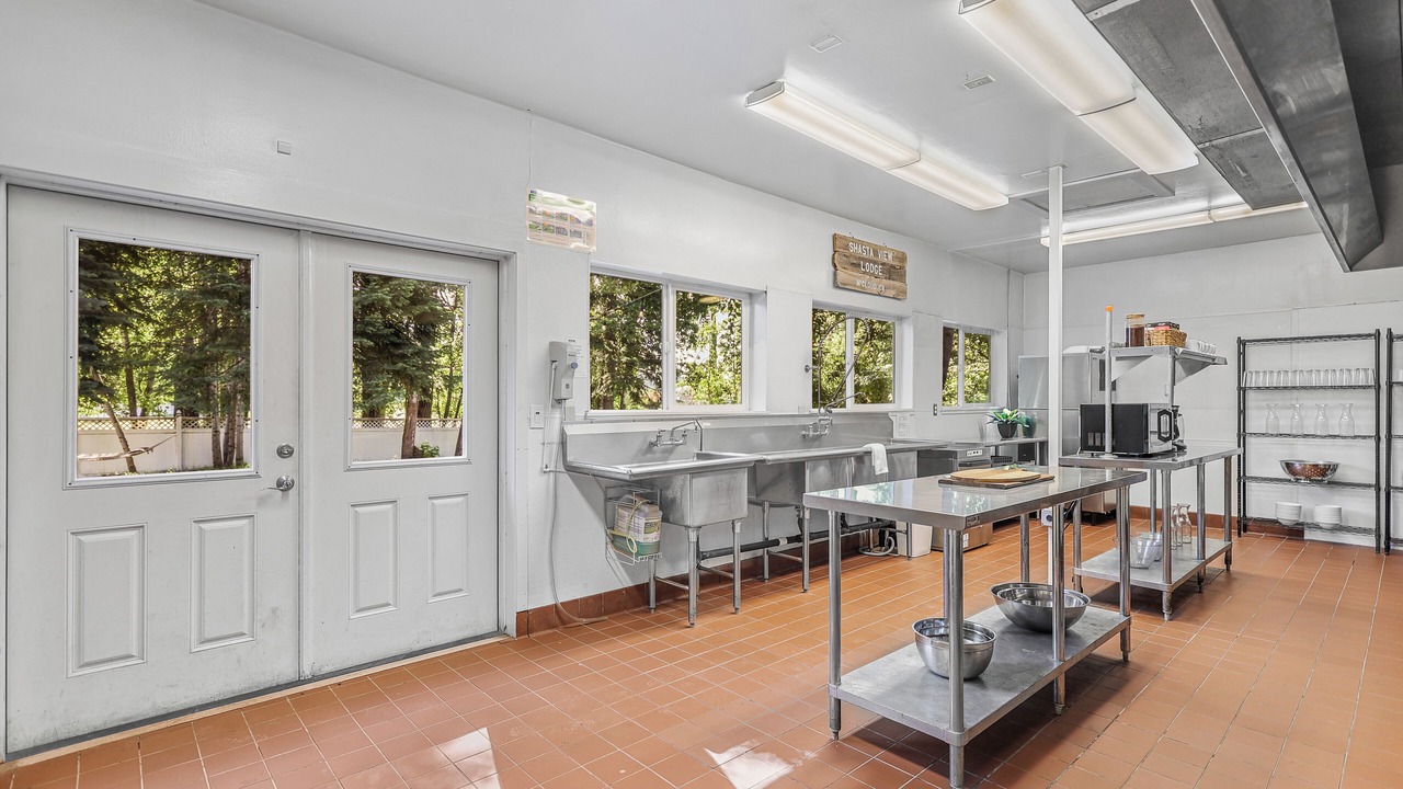 Photo of Others in McCloud