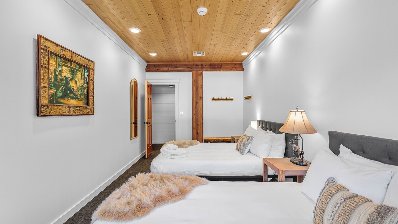 Photo of Bedroom in McCloud