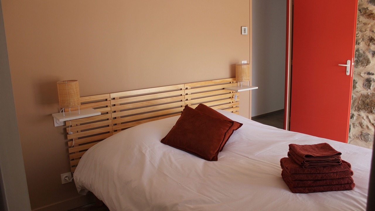 Photo of Bedroom in Camelas