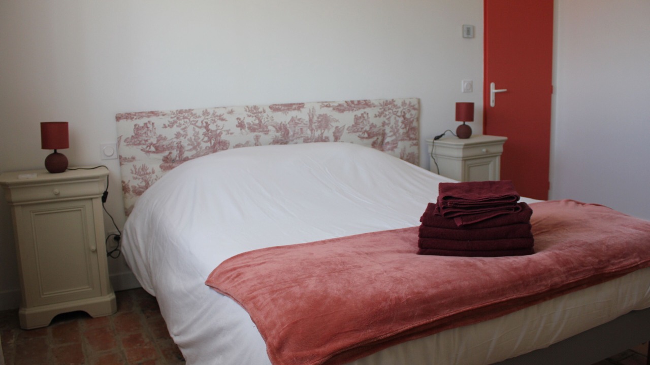 Photo of Bedroom in Camelas