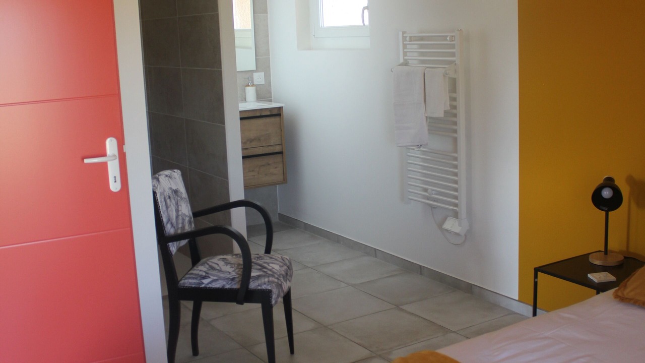 Photo of Bedroom in Camelas