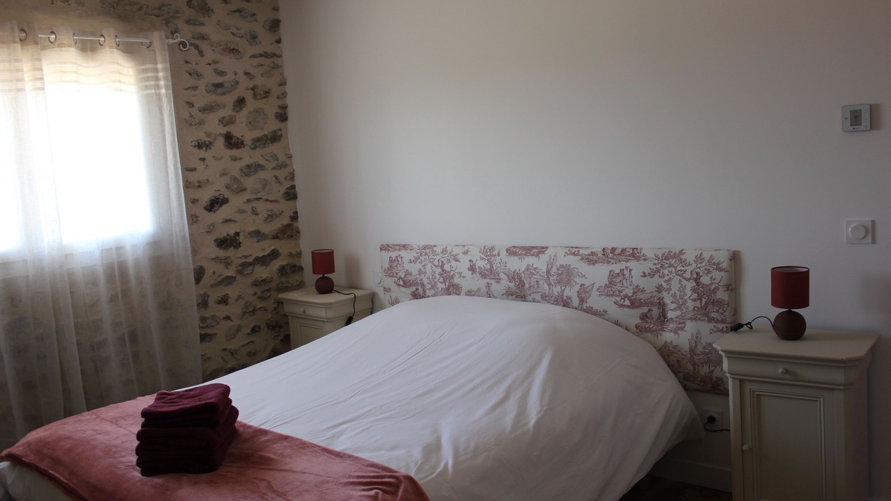 Photo of Bedroom in Camelas